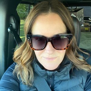 Meet your Posher, Carin